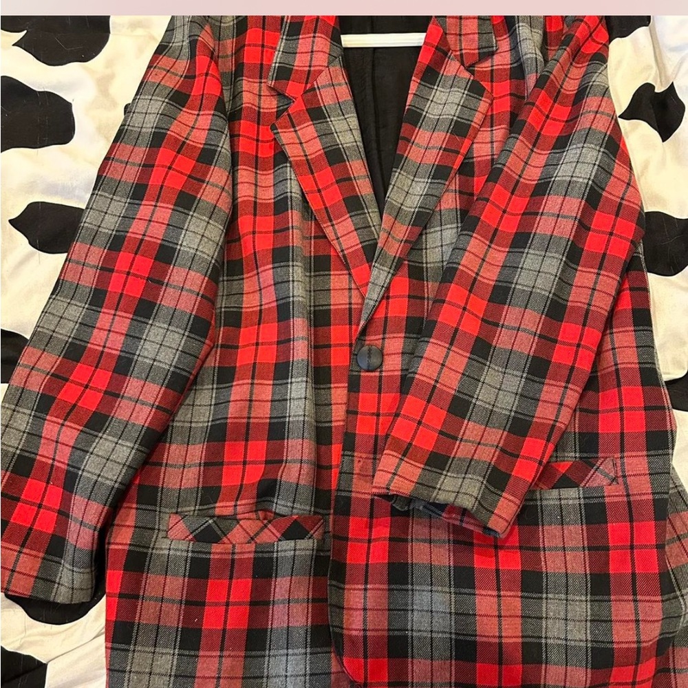 Red and Gray Plaid Blazer❤️🖤